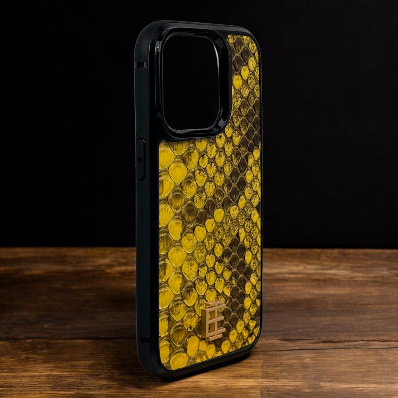 Husa iPhone din Piele de Piton Galben editie limitata