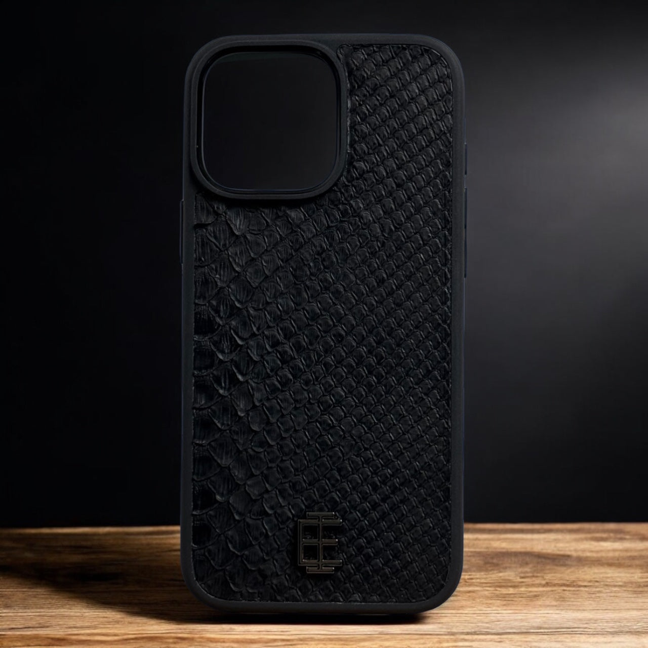 Husa iPhone din Piele de Piton Negru editie limitata - iTool