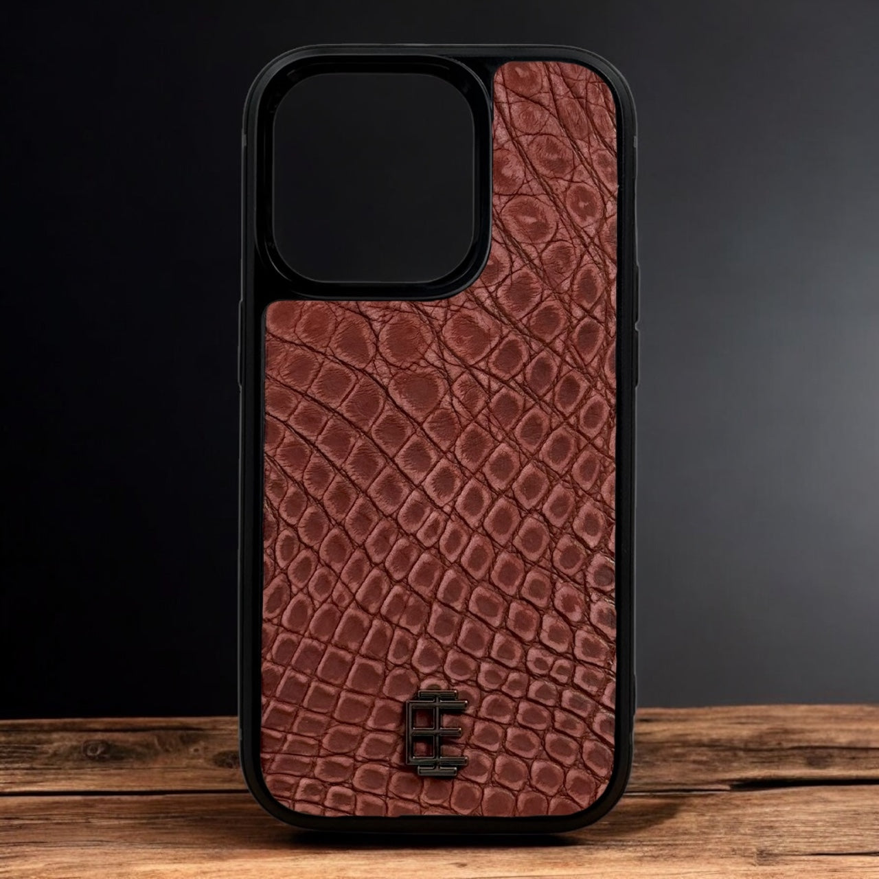 Husa iPhone din Piele de Crocodil Mocha Mousse editie limitata