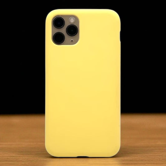 Husa iPhone 11 Pro iTool cu MagSafe din silicon catifelat Galben